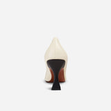 Duck Pumps Vanilla & Black Back