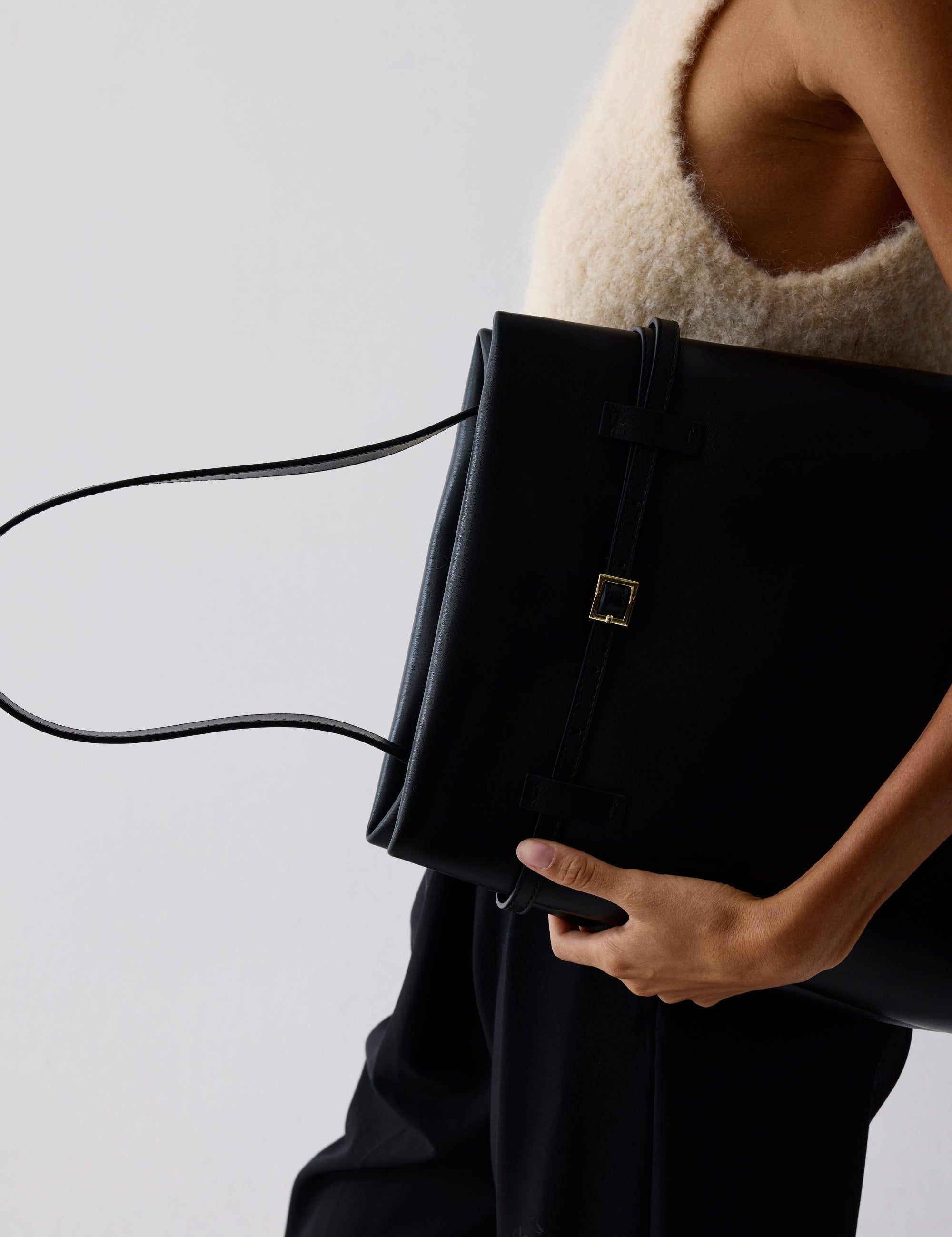 Tote du Jour Black Soft on model